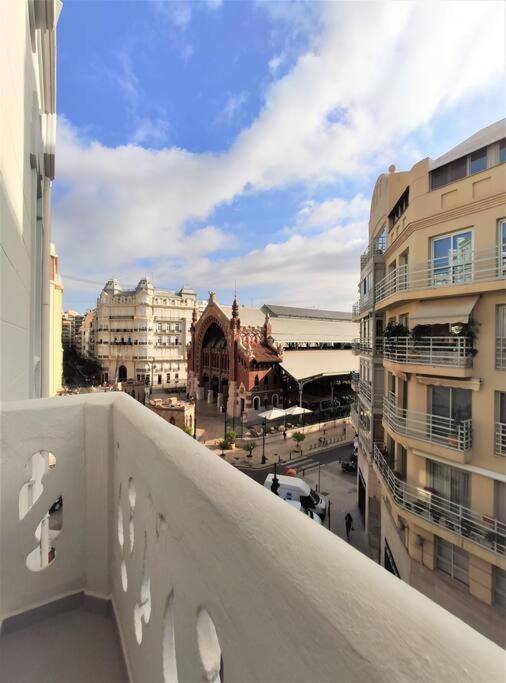 Suite De Lujo Frente Al Mercado Colon. Only Adults Valencia Exterior foto